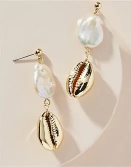 Pearl and shell earrings by Fine Taraa