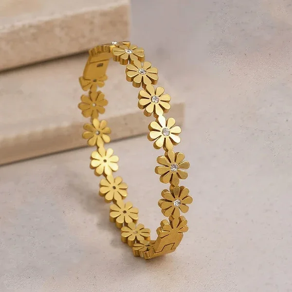 Daisy Flower Bangle – Fine Taraa personalised gifting