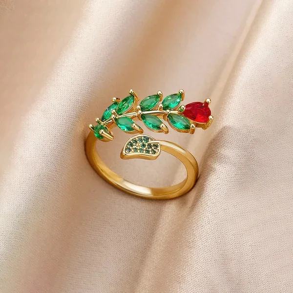 Emerald Vine Ring – Fine Taraa personalised gifting