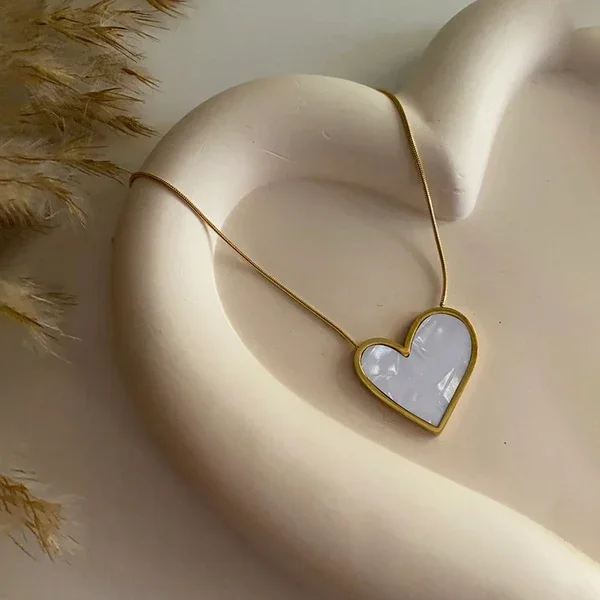Shell Heart Necklace – Fine Taraa personalised gifting