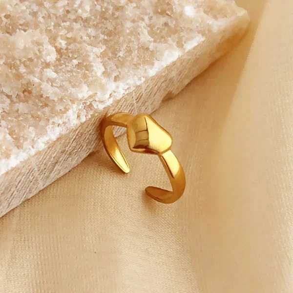 Dome Heart Ring – alternate view