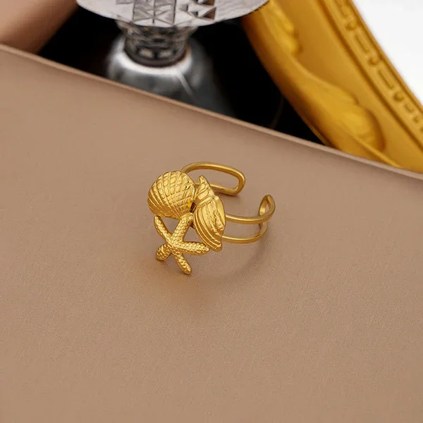 Seashell Starfish Ring – alternate view