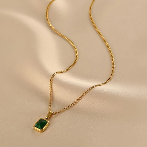 Classic Emerald Necklace – Fine Taraa