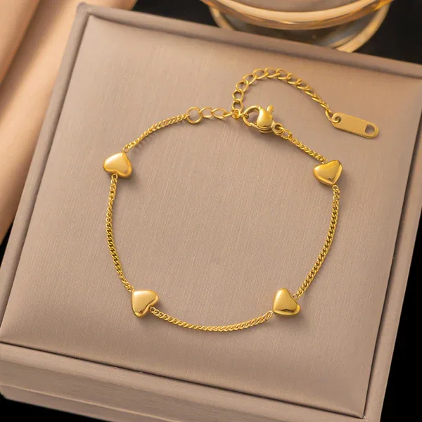 Heart Charm Bracelet – alternate view