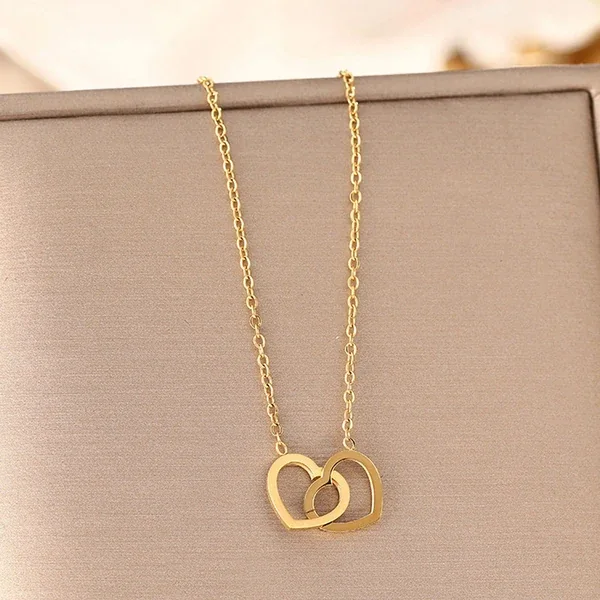 Heart Linked Necklace – alternate view