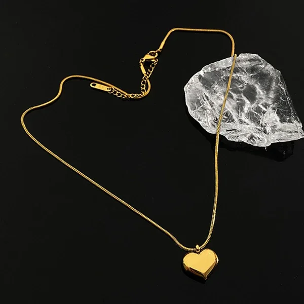 Heart Rays Necklace – alternate view